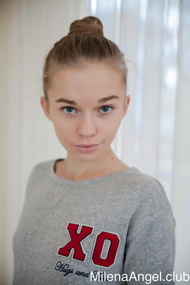 Нина, 22